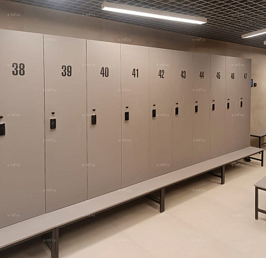 Шкафчик Джино зелёный (МДФ с HPL) 300x520x1900 фасад МДФ с HPL